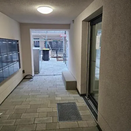 Modern Central * Νυρεμβέργη